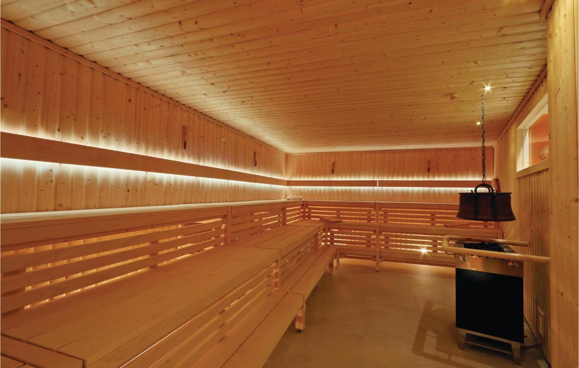 Nice Apartment In Luebeck Travemuende With Sauna Esterno foto